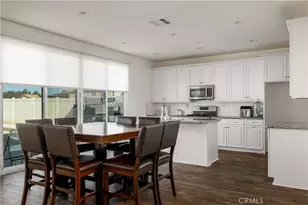 30800 Mossy Bend Ln, Murrieta, CA 92563 - Photo 13