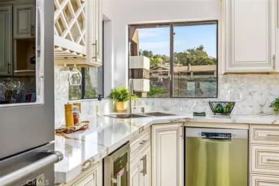 16066 Rancho Verde, Riverside, CA 92506 - Photo 11