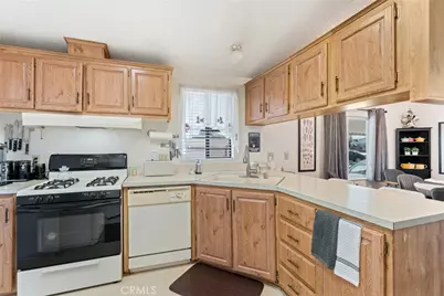 530 W Devonshire Avenue #23, Hemet, CA 92543 - Photo 15