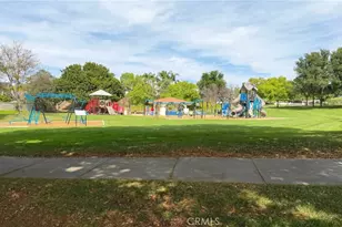 33578 Rosewood Cir, Temecula, CA 92592 - Photo 47