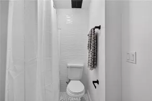 2500 Abbot Kinney Blvd, Venice, CA 90291 - Photo 21