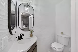 2500 Abbot Kinney Blvd, Venice, CA 90291 - Photo 11