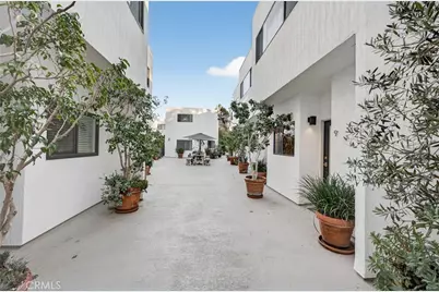 2500 Abbot Kinney Boulevard #9, Venice, CA 90291 - Photo 25