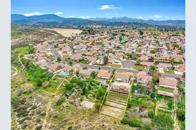 44268 Galicia, Hemet, CA 92544 - Photo 53