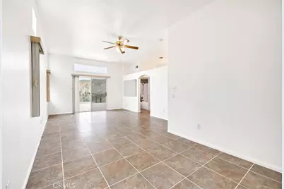 44268 Galicia, Hemet, CA 92544 - Photo 29