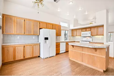 44268 Galicia, Hemet, CA 92544 - Photo 21