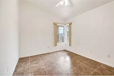 44268 Galicia, Hemet, CA 92544 - Photo 25