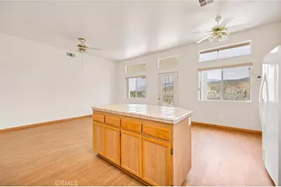 44268 Galicia, Hemet, CA 92544 - Photo 19