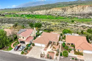 44268 Galicia, Hemet, CA 92544 - Photo 51