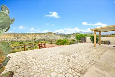 44268 Galicia, Hemet, CA 92544 - Photo 39