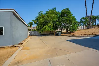 23256 Gray Fox Drive, Canyon Lake, CA 92587 - Photo 53