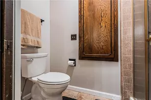 23256 Gray Fox Dr, Canyon Lake, CA 92587 - Photo 17