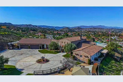 30635 Sorrel Lane, Canyon Lake, CA 92587 - Photo 13