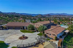 30635 Sorrel Ln, Canyon Lake, CA 92587 - Photo 13