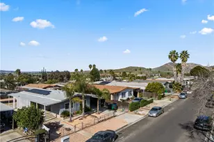 22813 Via Santana, Nuevo, CA 92567 - Photo 15