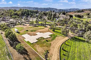 40801 Avenida La Cresta, Murrieta, CA 92562 - Photo 49