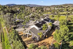 40801 Avenida La Cresta, Murrieta, CA 92562 - Photo 15