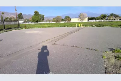 2 N Lyon Avenue, Hemet, CA 92543 - Photo 13