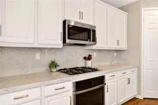 32071 Radiant Dr, Temecula, CA 92591 - Photo 19