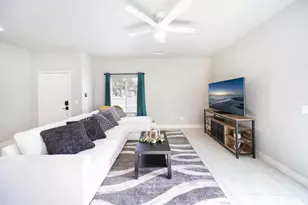 13645 Quinta, Desert Hot Springs, CA 92240 - Photo 9