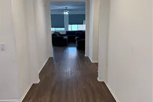 996 Forster, Hemet, CA 92543 - Photo 3