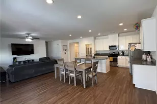 996 Forster, Hemet, CA 92543 - Photo 9