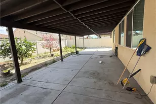 996 Forster, Hemet, CA 92543 - Photo 33