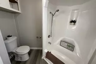 881 N Lake Street, Hemet, CA 92544 - Photo 9