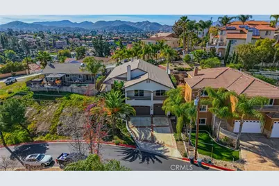 22733 Inspiration, Canyon Lake, CA 92587 - Photo 5