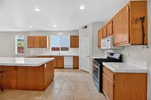 23607 Morning Glory, Murrieta, CA 92562 - Photo 17