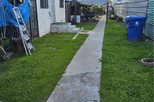 837 W 65th, Los Angeles, CA 90044 - Photo 3