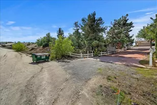 39565 Spanish Oaks Dr, Temecula, CA 92592 - Photo 15