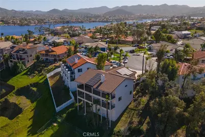 22176 Dogie, Canyon Lake, CA 92587 - Photo 39