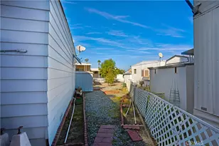 322 N Lyon Ave, Hemet, CA 92543 - Photo 41