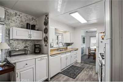 332 N. Lyon Avenue #67, Hemet, CA 92543 - Photo 9