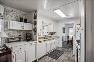 322 N Lyon Ave, Hemet, CA 92543 - Photo 9