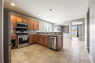 16704 Ukiah St, Victorville, CA 92394 - Photo 7