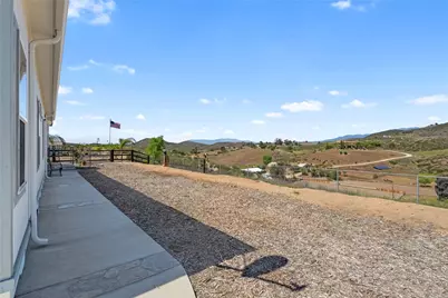 46430 De Portola Road, Temecula, CA 92592 - Photo 27