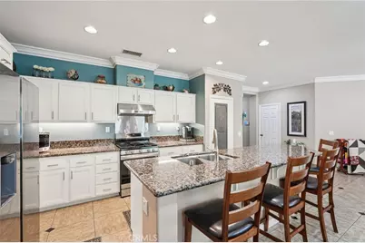 34189 Hillside Drive, Lake Elsinore, CA 92532 - Photo 11