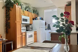 41410 Juniper St, Murrieta, CA 92562 - Photo 5