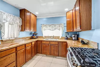 20685 Dale Evans, Apple Valley, CA 92307 - Photo 15