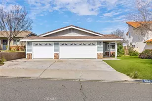 30841 Long Point, Canyon Lake, CA 92587 - Photo 3