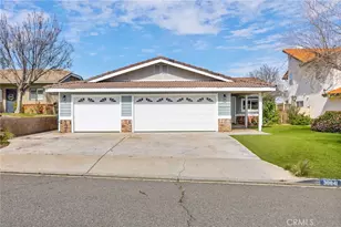 30841 Long Point, Canyon Lake, CA 92587 - Photo 3