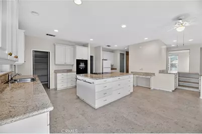 29886 Bahia Drive, Canyon Lake, CA 92587 - Photo 15