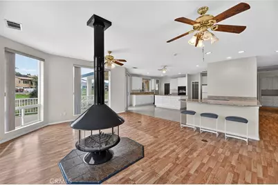 29886 Bahia Drive, Canyon Lake, CA 92587 - Photo 17