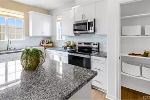 1704 Phantom Ln, Rialto, CA 92376 - Photo 3