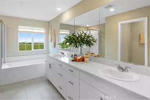 1704 Phantom Ln, Rialto, CA 92376 - Photo 11