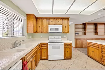 42325 Whittier Avenue, Hemet, CA 92544 - Photo 11