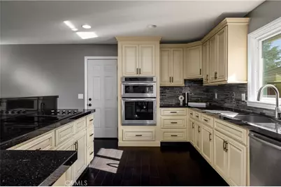 30205 Channel Way, Canyon Lake, CA 92587 - Photo 23