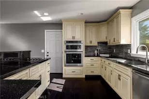 30205 Channel Way, Canyon Lake, CA 92587 - Photo 23